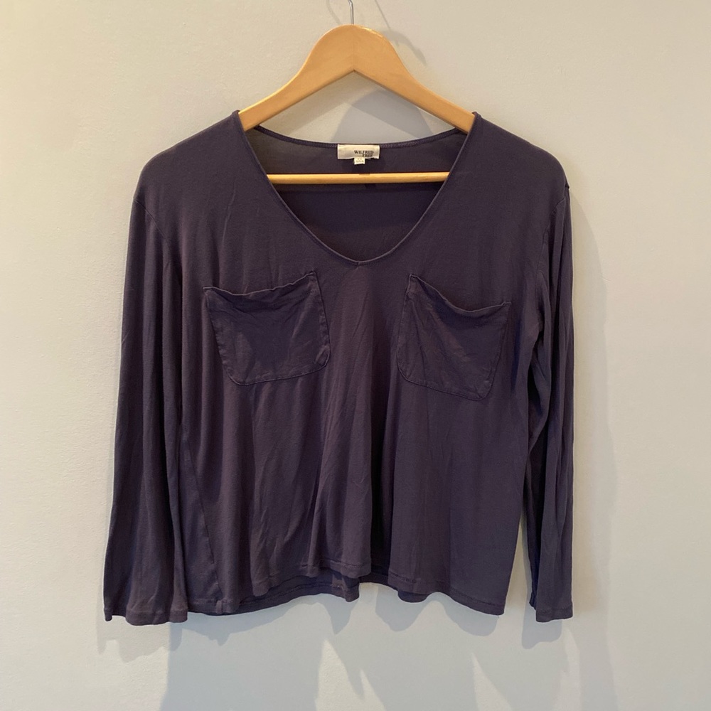 Aritzia Wilfred Free women’s XS long sleeve v-neck top